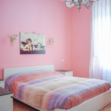 Апартаменты Frattina De Luxe Рим Экстерьер фото