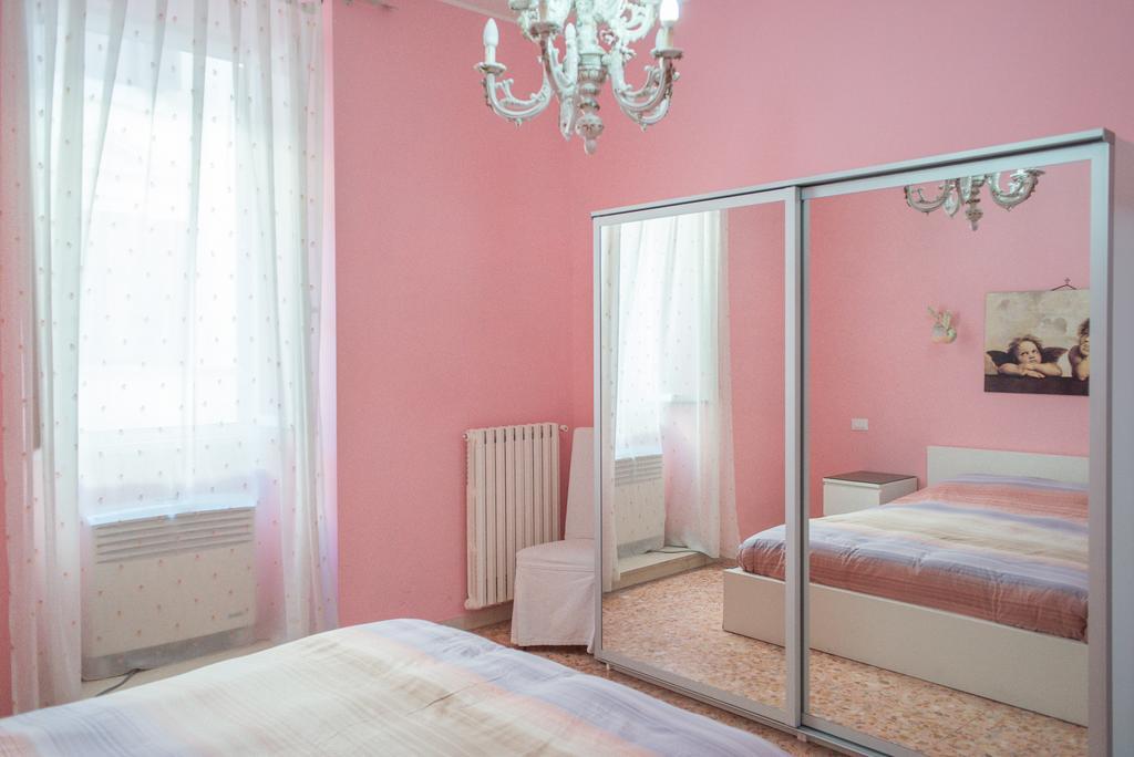 Апартаменты Frattina De Luxe Рим Экстерьер фото